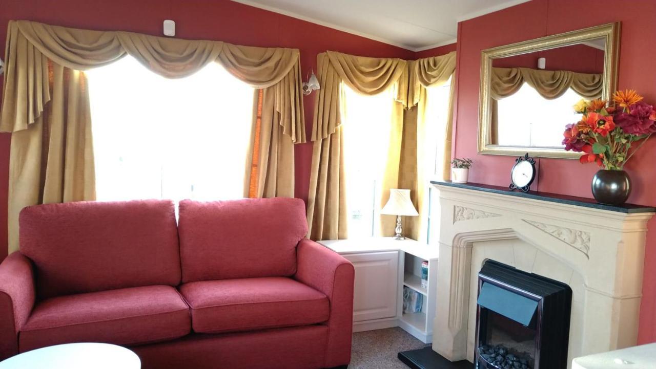 גרייט יארמאות Superb Caravan With Decking Nearby Scratby Beach In Norfolk Ref 50030H חדר תמונה